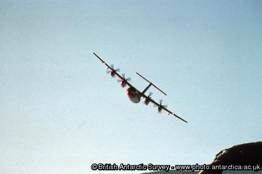 Dash 7 arriving at Rothera