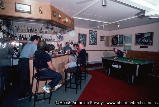 The bar and pool table recreation area at Halley